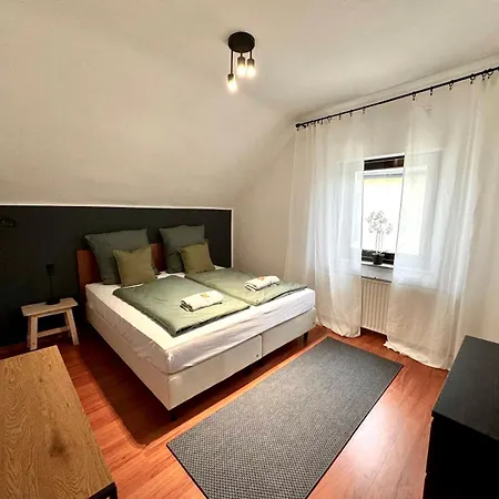 Home&living - Casa Lägenhet Meerbusch